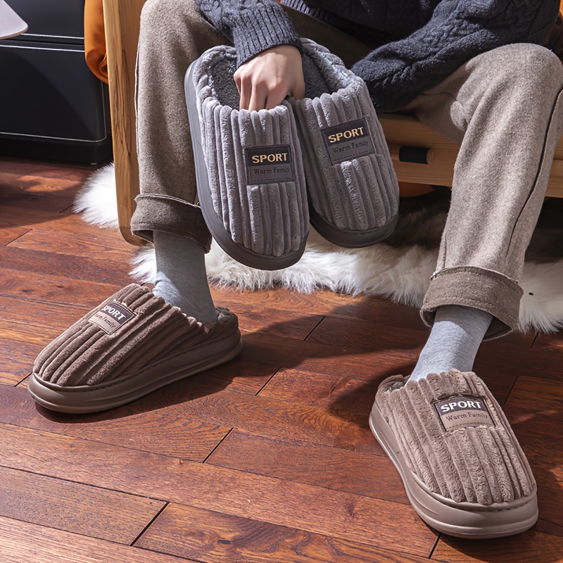 Męskie zimowe kapcie plus size – Men Shoes Essentials recenzja i cena