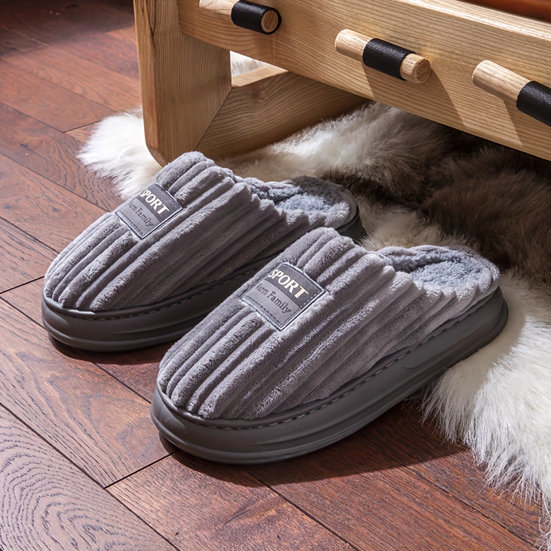 Męskie zimowe kapcie plus size – Men Shoes Essentials recenzja i cena
