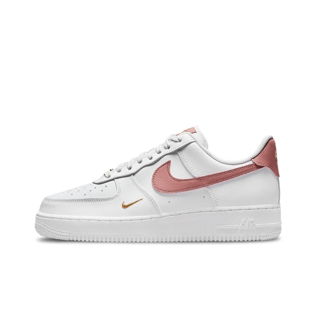 Nike Air Force 1 'O7 Essential – Men Shoes Essentials recenzja i cena